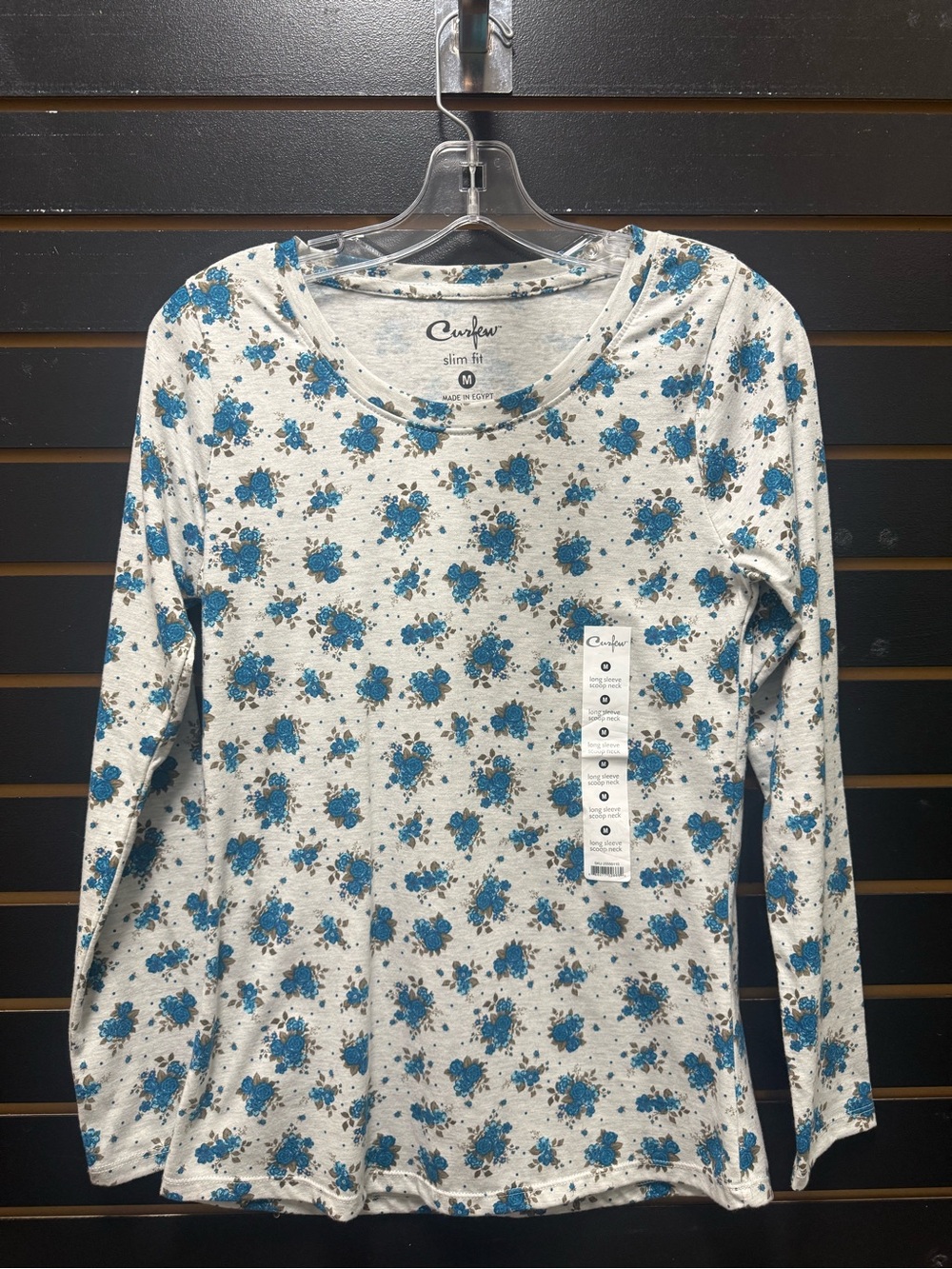 NWT Curfew Blue Floral Long Sleeve Scoop Neck Top Slim Fit M